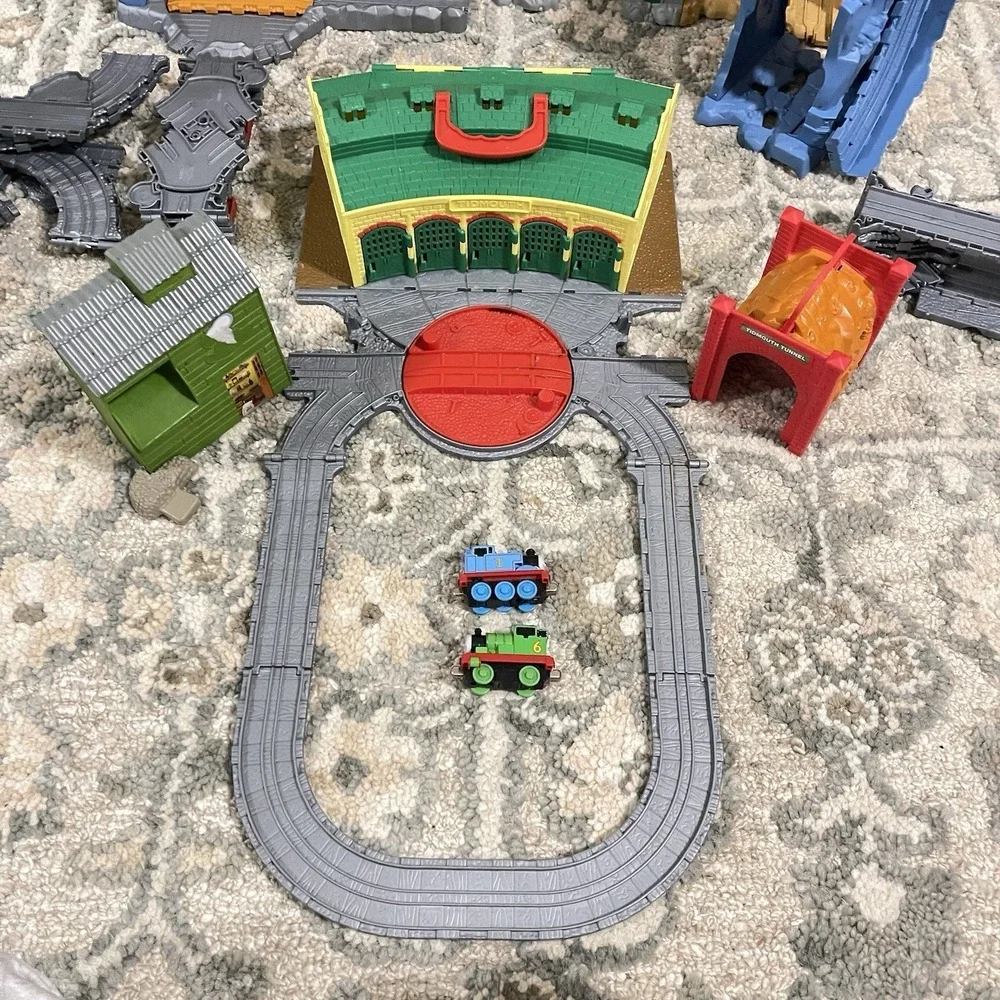 Thomas & Friends Track Lot Take n Play Travel Trains Bulk Folding Accessories